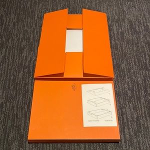 Auth Hermes box. Unused new. still deconstructed